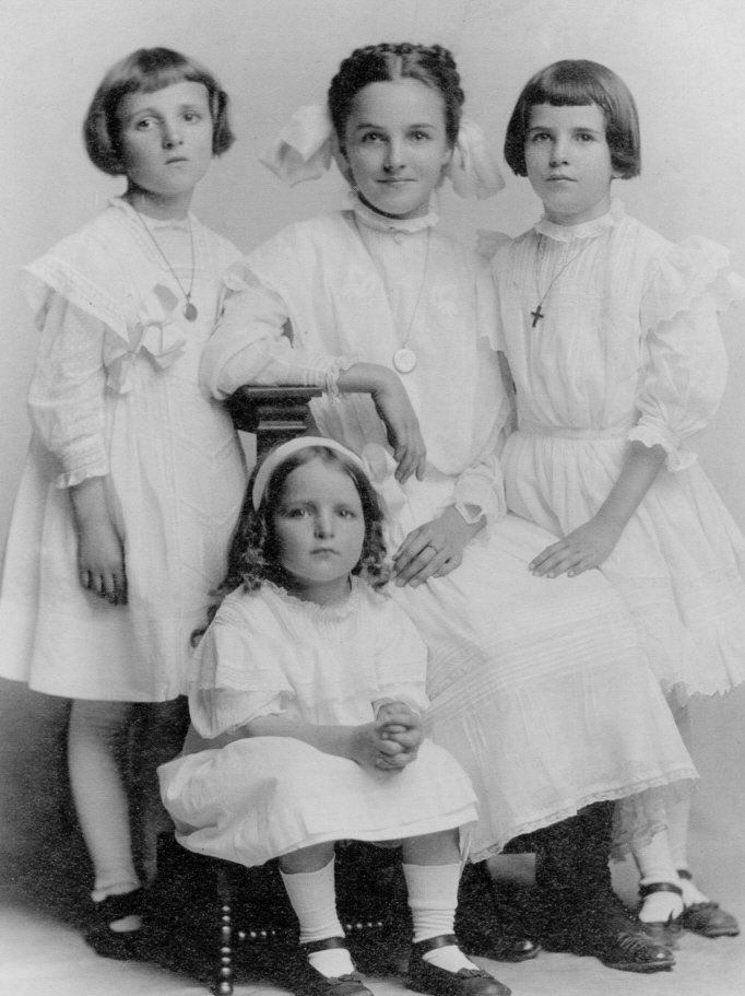 "Fitzgeralds" Probably daughters of Thomas M. & Nora Miniham Fitzgerald: Catherine, Helen, Anna, & Agnes (Beaver PA, probably mid-1910s)