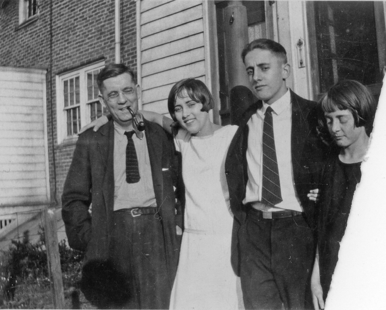Edward Lawrence Fitzgerald with children Rose, John Edward & Thelma (Erie PA, probably early 1920s)