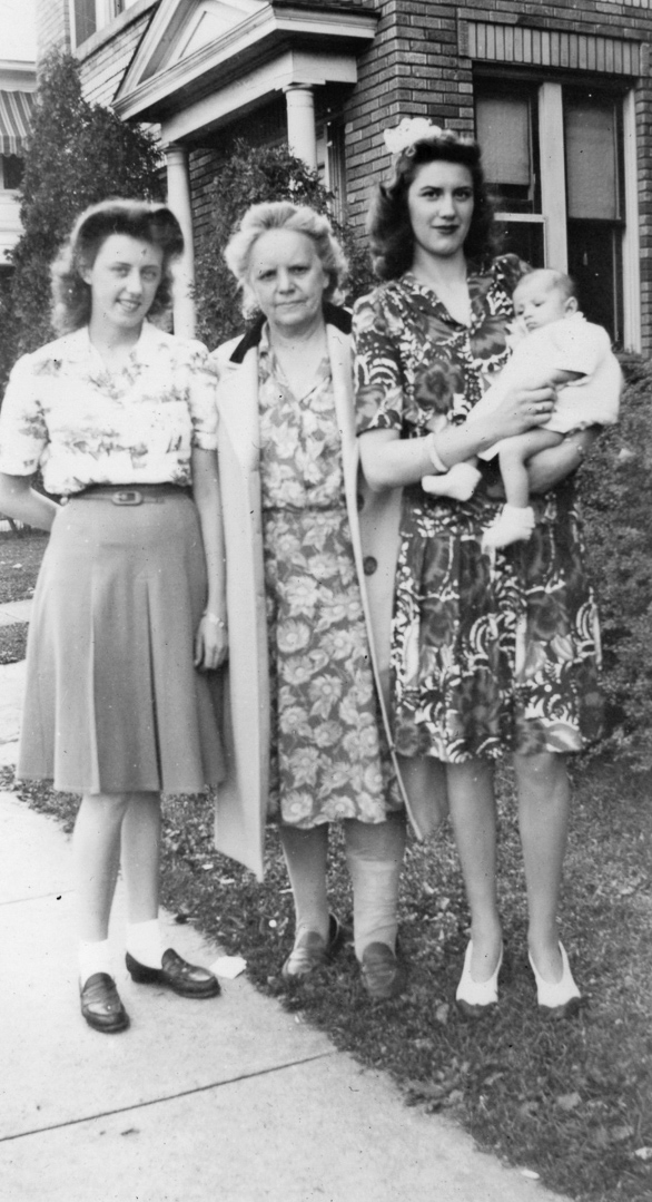 Grace Smith McManus (center) with daughter Mary Ann (left) and daughter-in-law Rosemarie Landi McManus [circa 1944]